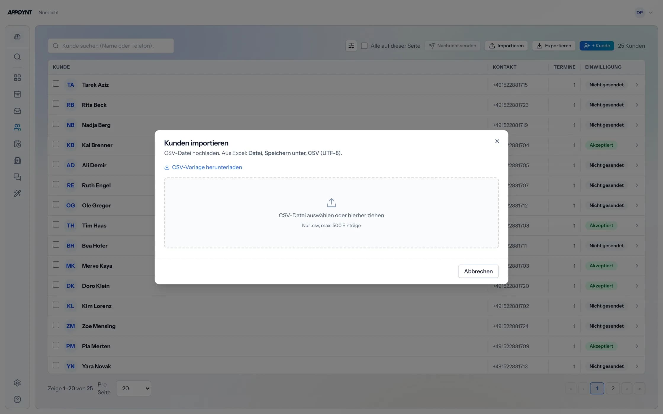 Der Import-Dialog in APPOYNT: ein Feld zum Auswählen oder Hineinziehen der CSV-Datei, darüber der Link zur CSV-Vorlage und der Hinweis auf höchstens 500 Einträge pro Datei.